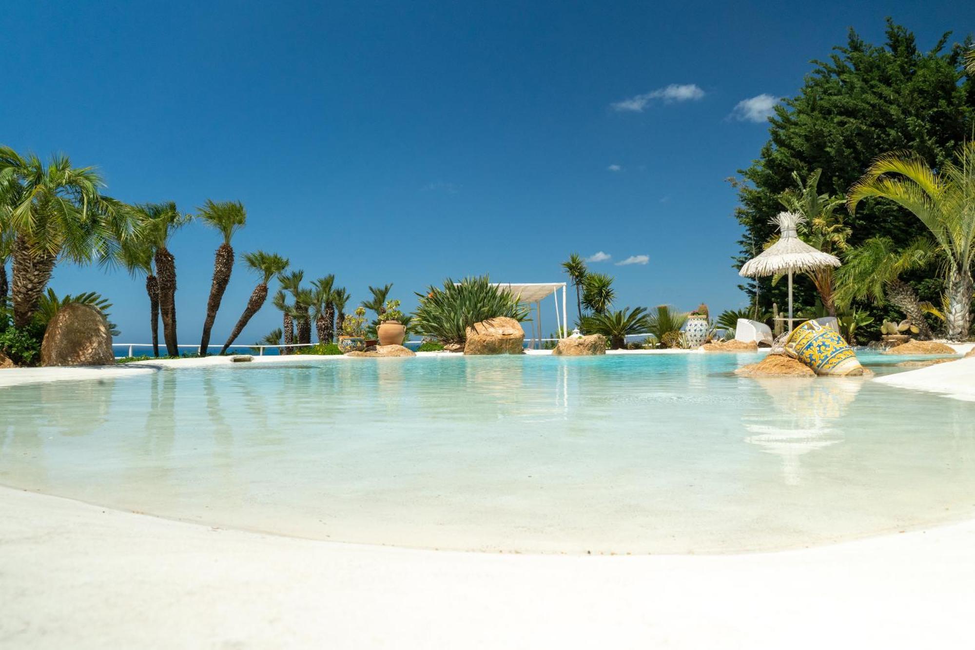 Casa Vacanze Verdemare Con Piscina 里贝拉 外观 照片