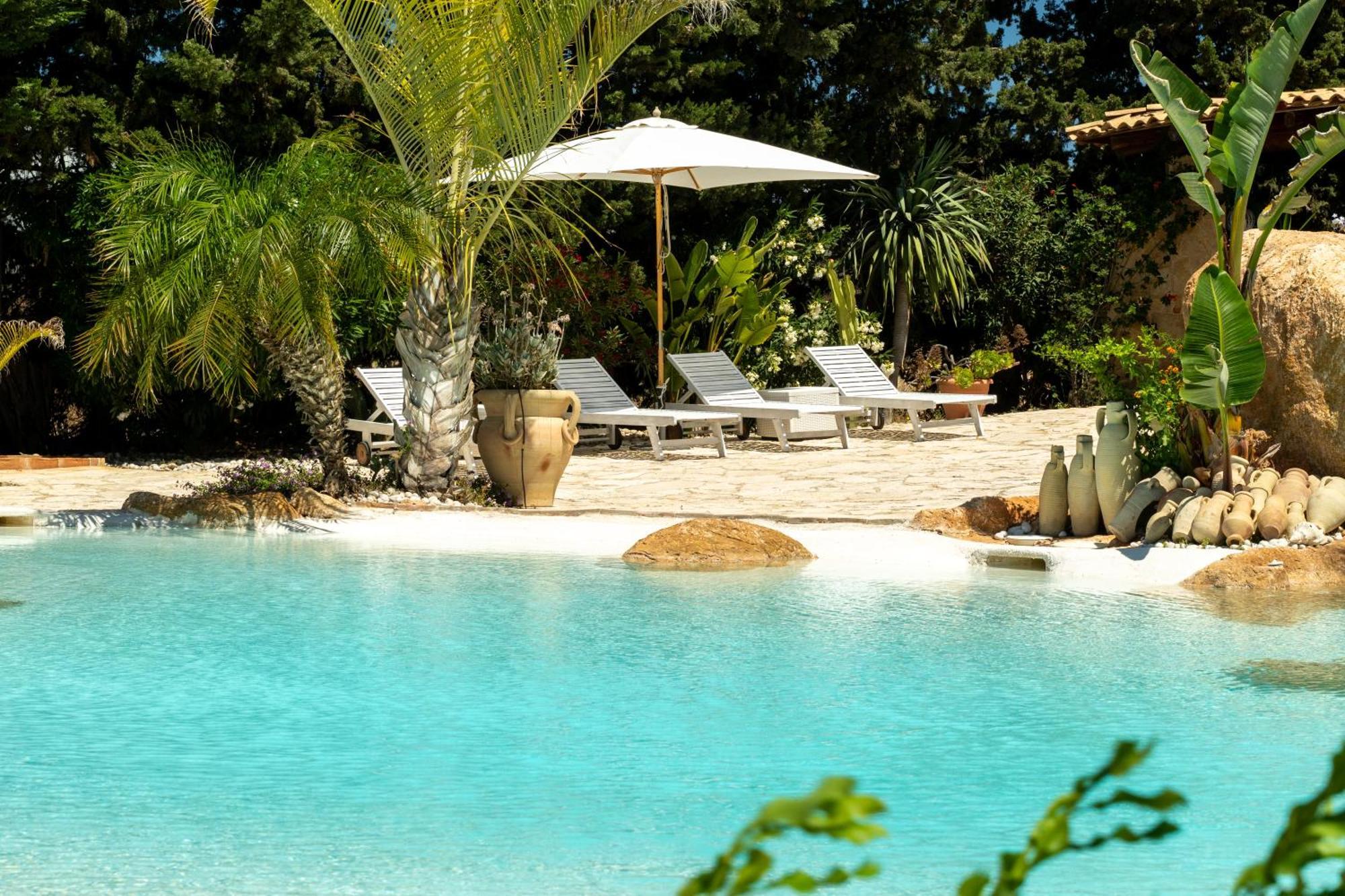 Casa Vacanze Verdemare Con Piscina 里贝拉 外观 照片